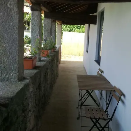 Casa Na Quinta De Valinhas Apartment Vitorino dos Piaes Exterior photo