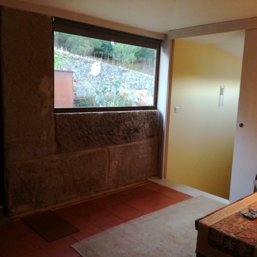 Casa Na Quinta De Valinhas * Vitorino dos Piaes