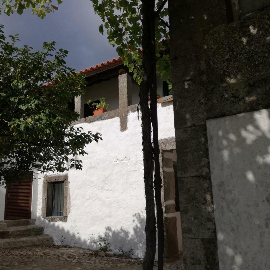 Casa Na Quinta De Valinhas Apartment Vitorino dos Piaes